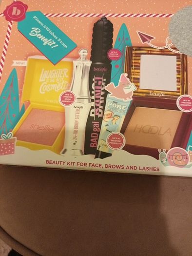 benefit kit worth 103 euro
