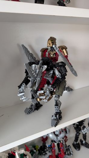 Bionicle Lhikan and Kikanalo