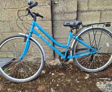Apollo Cafe Women's Hybrid Bike - 18" Frame - Blue