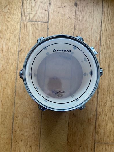 Nearly new Ludwig Evolution and Backbeat Snare Drum 14" and 10/12/16 toms in stunning Black Sparkle Wrap