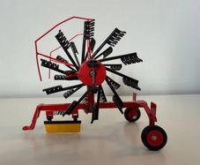 Siku 2451 Fella Whirl Rake 1:32