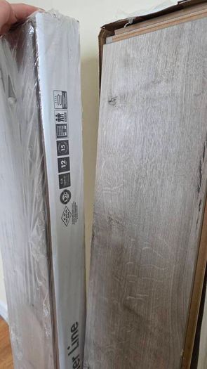 Laminate flooring 12mm