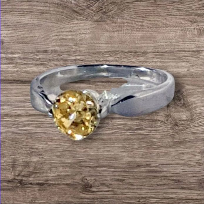 Vintage Champagne Sapphire Silver Solitaire