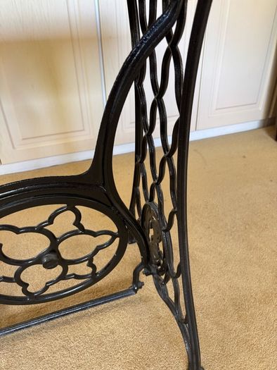 Vintage "Singer" table