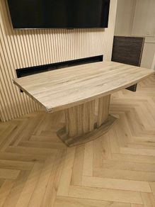 Kitchen Table Pale Oak