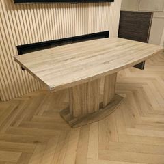 Kitchen Table Pale Oak