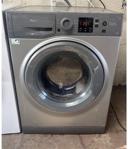 Hotpoint Washing Machine - 9kg Drum