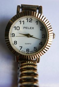 Ladies Easy Read Watch Pelex, Gold Expander Bracelet & Gold Easy Read Dial New Battery