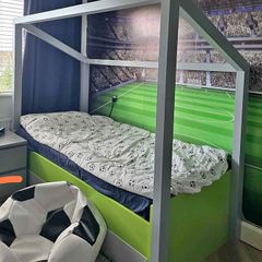 Bed , football child bed