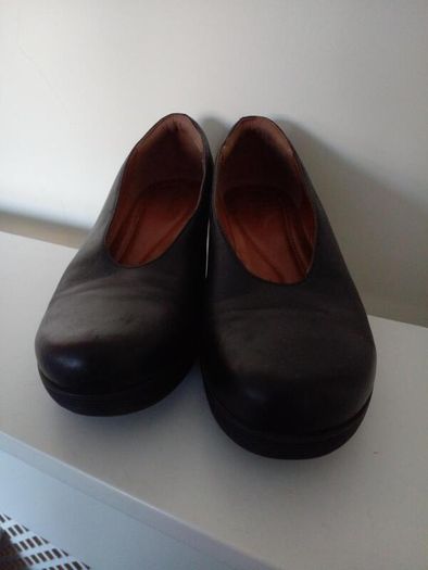 Clarks Platform Shoes size 6