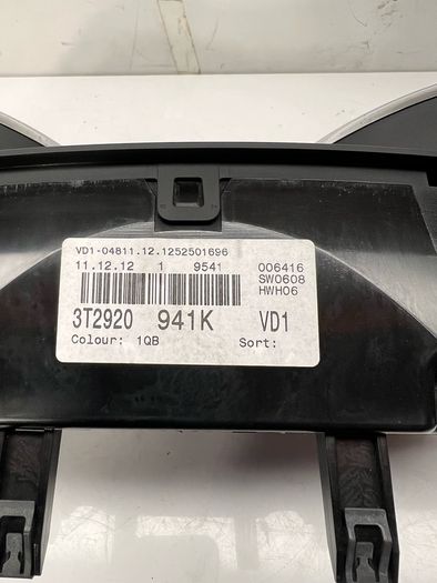 2012 Skoda Superb Mk2 1.6 Tdi Diesel Speedometer Instrument Cluster 3t2920941k A2l5b12s