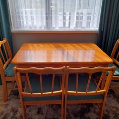 Table & 4 chairs