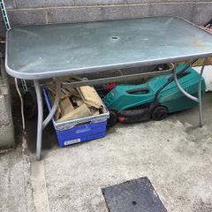 free glass garden table