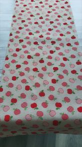 Table runner /Placemats " Little Apples"