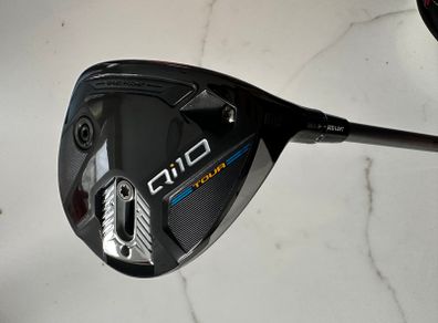 Taylor made Qi10 tour fairway wood
