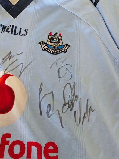 Signed 2010 Dublin gaa jersey