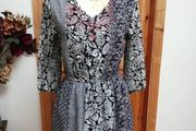 Penny's beautiful dress size 8 with elasticated waist. Fully lined Like new..