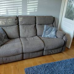 3 seater recliner sofa