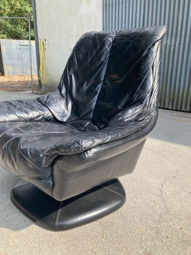 Mid Century Swivel Lounge Chair - Warehouse and Showroom Open Saturday  15th August 12 till 4pm 12 till 4pm Eircode R95T227