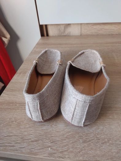 Flat linen look loafers size UK 3