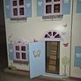 Pretty Wooden Dolls House Image 2