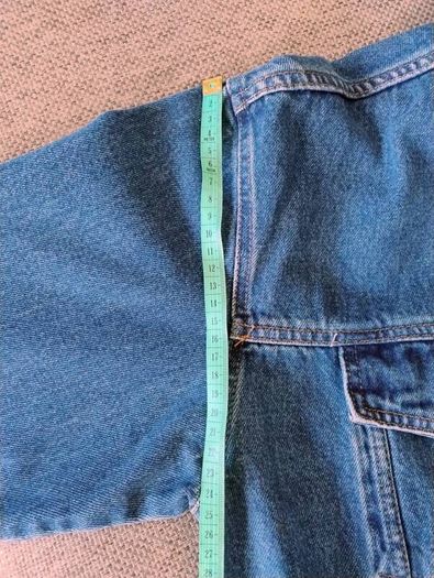 Pretty little things denim hooded button down jacket in very good condition with no issues size medium but looks bigger see last two photos for exact measurements FREE TRACKED POSTAGE INCLUDED