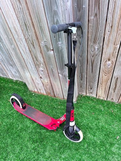Red Scooter Oxelo 9
