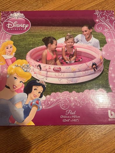 Kids princess pool