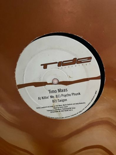 10e each Techno 12" vinyl