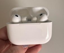 Apple AirPods Pro 3 - 11 month warranty