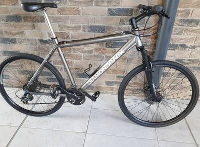 diamondback mens bike( can deliver)