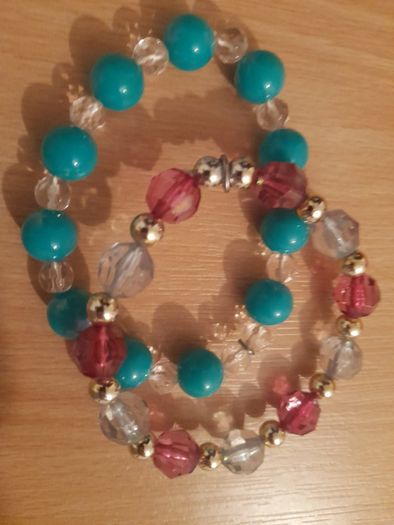 Dress up jewellery