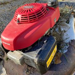 Honda grassmower engine