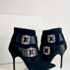 Manolo Blahnik || Hangisi Buckle Boots