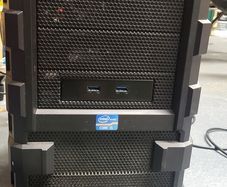 PC with 3 Monitors