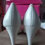 white shoes size 38 Image 3