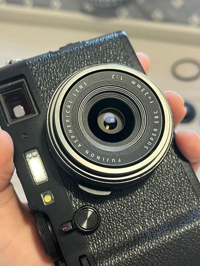 Fujifilm X100F + WCL-X100