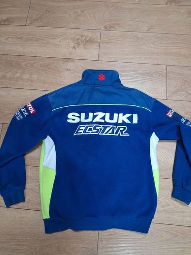 Suzuki size medium Fleece
