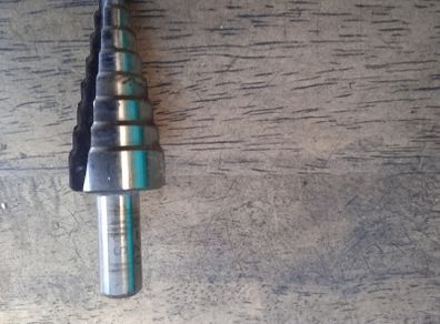 Step drill bit