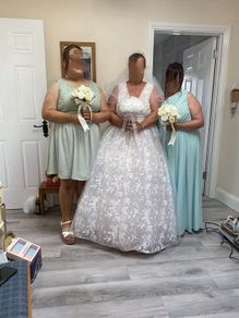 Wedding dress package