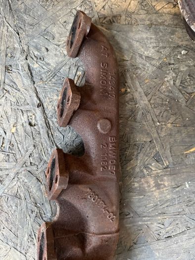 m57 exhaust manifold