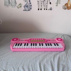 Kids Electronic Keyboard Piano - Pink Musical Toy with Built-in Speakers