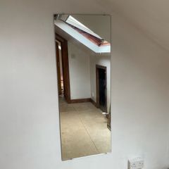Frameless mirror