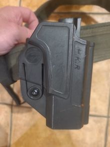 Pistol holster