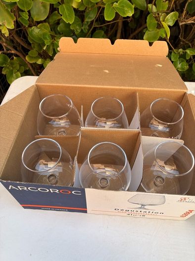 6 Brandy Glasses.