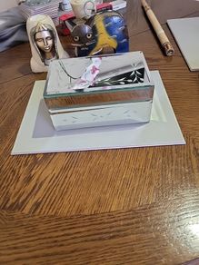 Jewellery box mirror finish