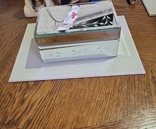 Jewellery box mirror finish