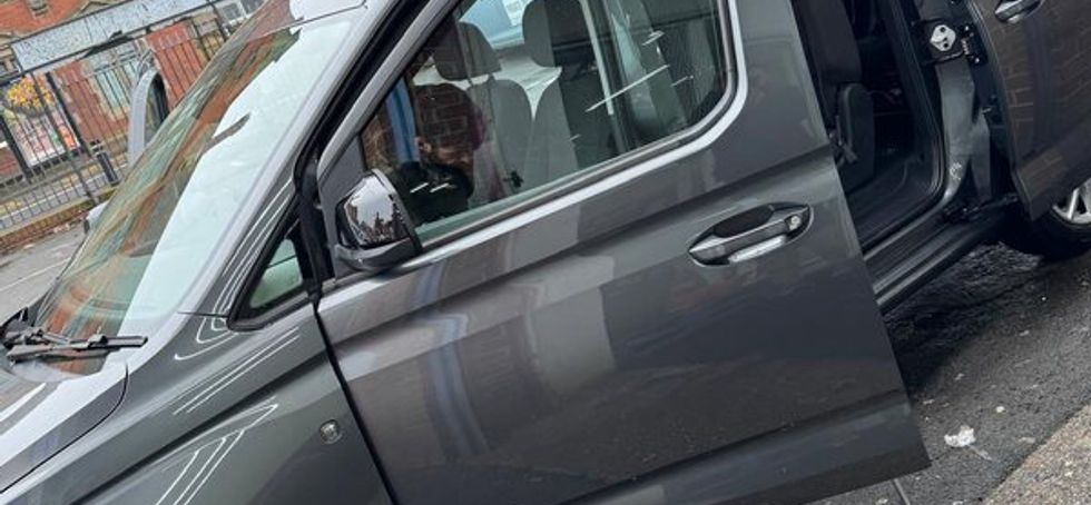 2023 232 AutoVolkswagen caddy wheelchair 7 seater