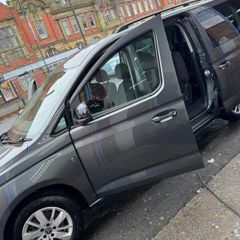 2023 232 AutoVolkswagen caddy wheelchair 7 seater