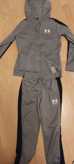 Boys underarmour tracksuit age 10 to 12